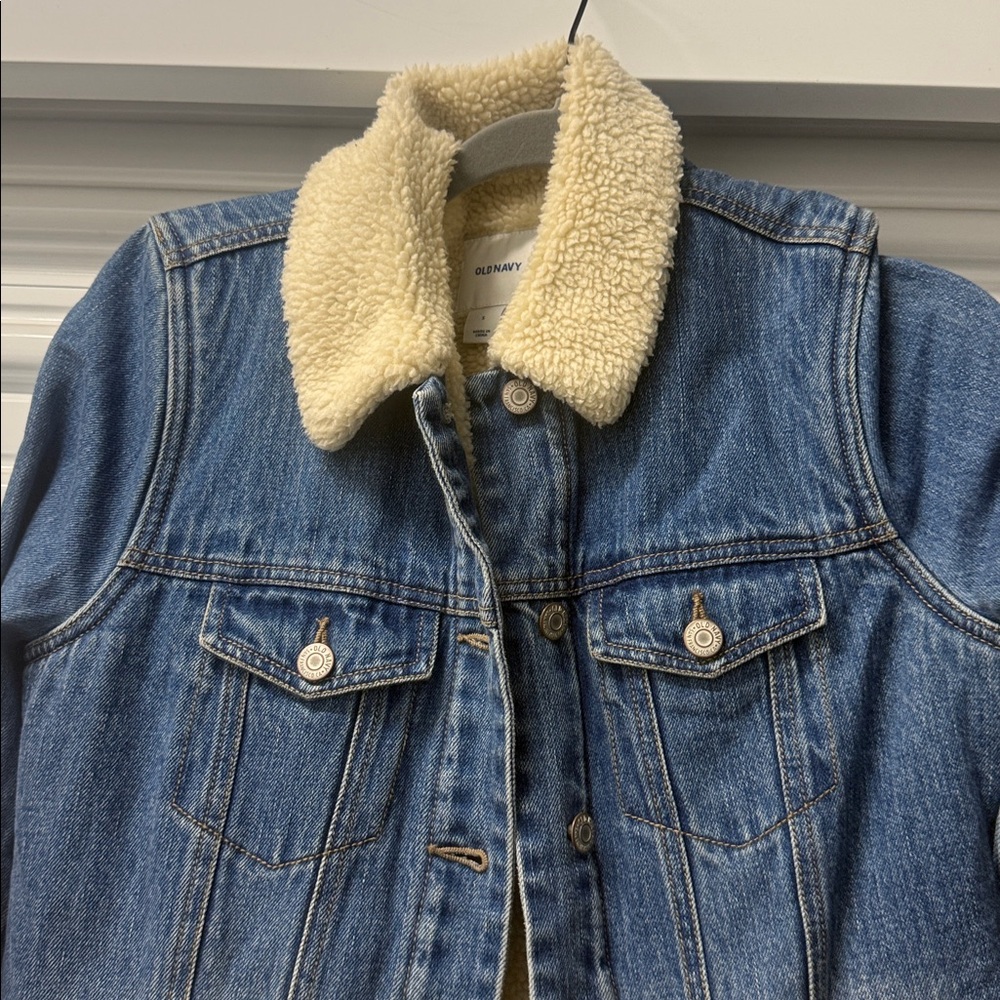 Old Navy Blue Denim Jacket with Cream Sherpa Collar Size S - Picture 2 of 7